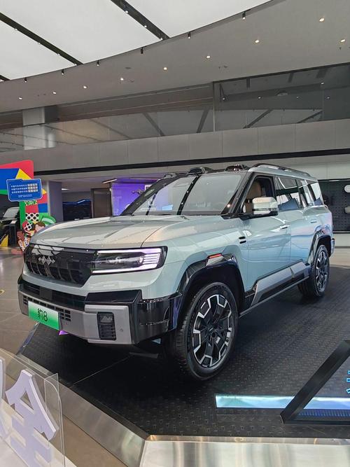 东莞233比亚迪方程豹硬派越野的爆款，英菲尼迪35周年与你共成长